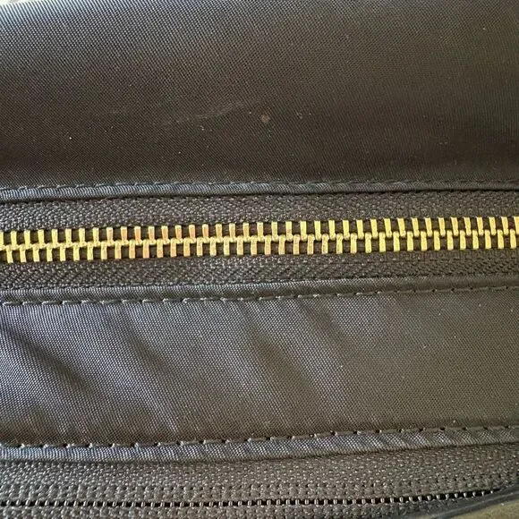 Lo & Sons Rowledge Backpack Lavender Interior Gold Hardware - Picture 10 of 10